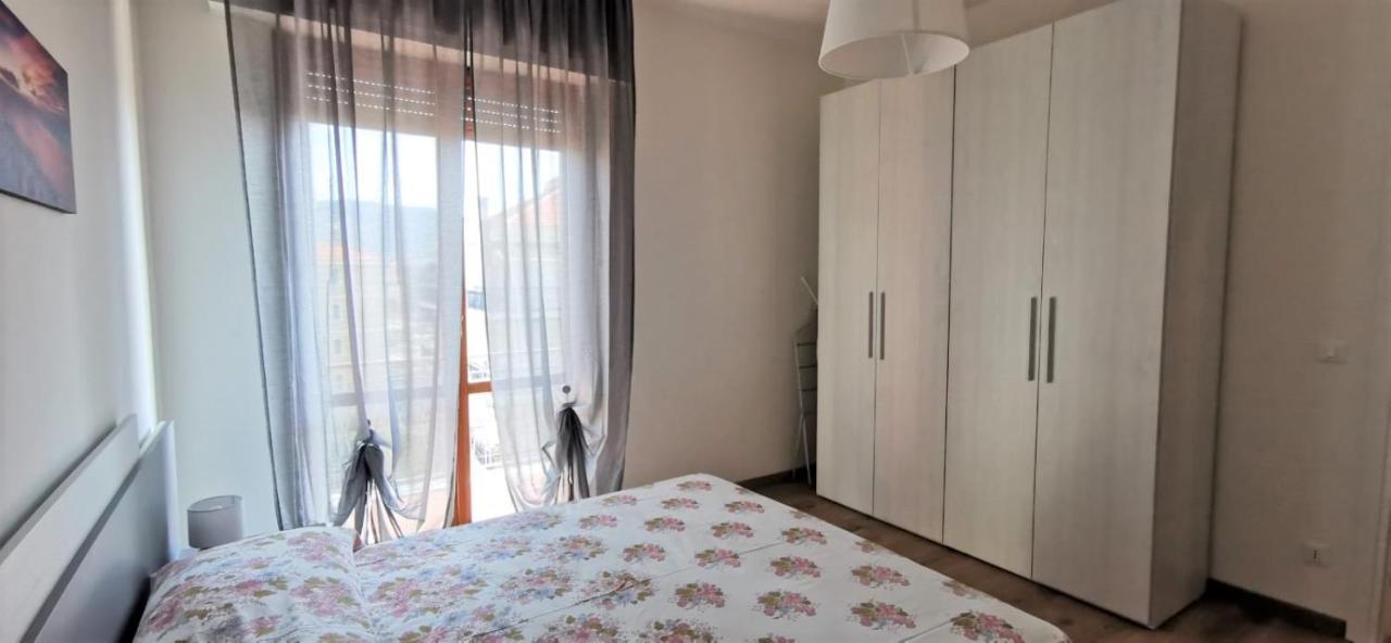 Nonna Pella Appartamenti - Corbezzolo Pietra Ligure Exterior foto