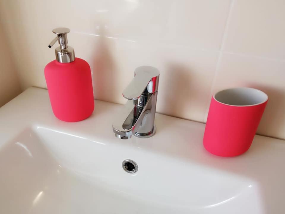 Nonna Pella Appartamenti - Corbezzolo Pietra Ligure Zimmer foto