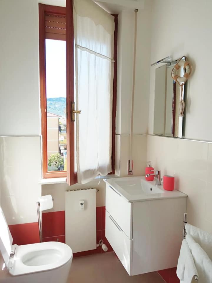 Nonna Pella Appartamenti - Corbezzolo Pietra Ligure Zimmer foto